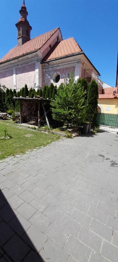 Apartment Slavija Шкофья-Лока Экстерьер фото